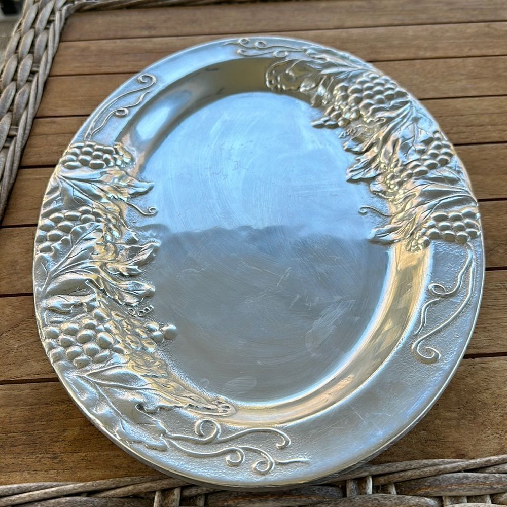 The Wilton Co Oval Pewter Grapevine Embossed Serving Tray